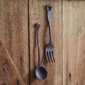 Set of Two Primitive Utensils